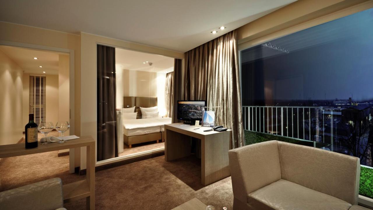 Thomas Hotel Spa & Lifestyle Husum  Exterior foto